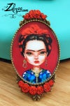 'Frida' : Resin-cured cameo brooch