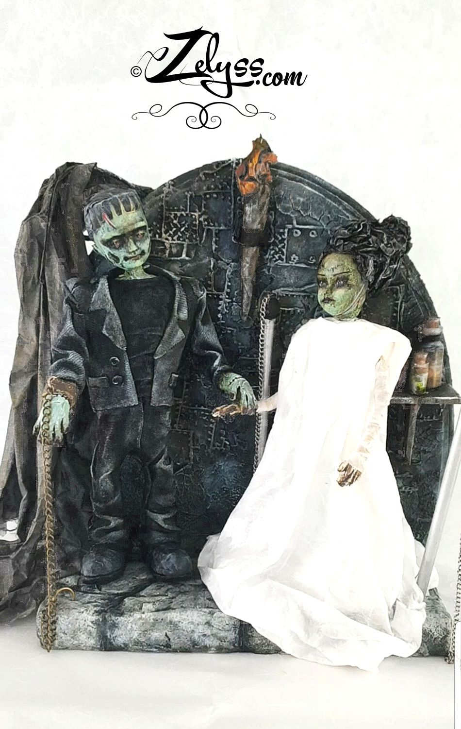 'Frankenstein and Bride' - PAPIER-MÂCHÉ SCULPTURE (24x24x10cm approx) - Image 5