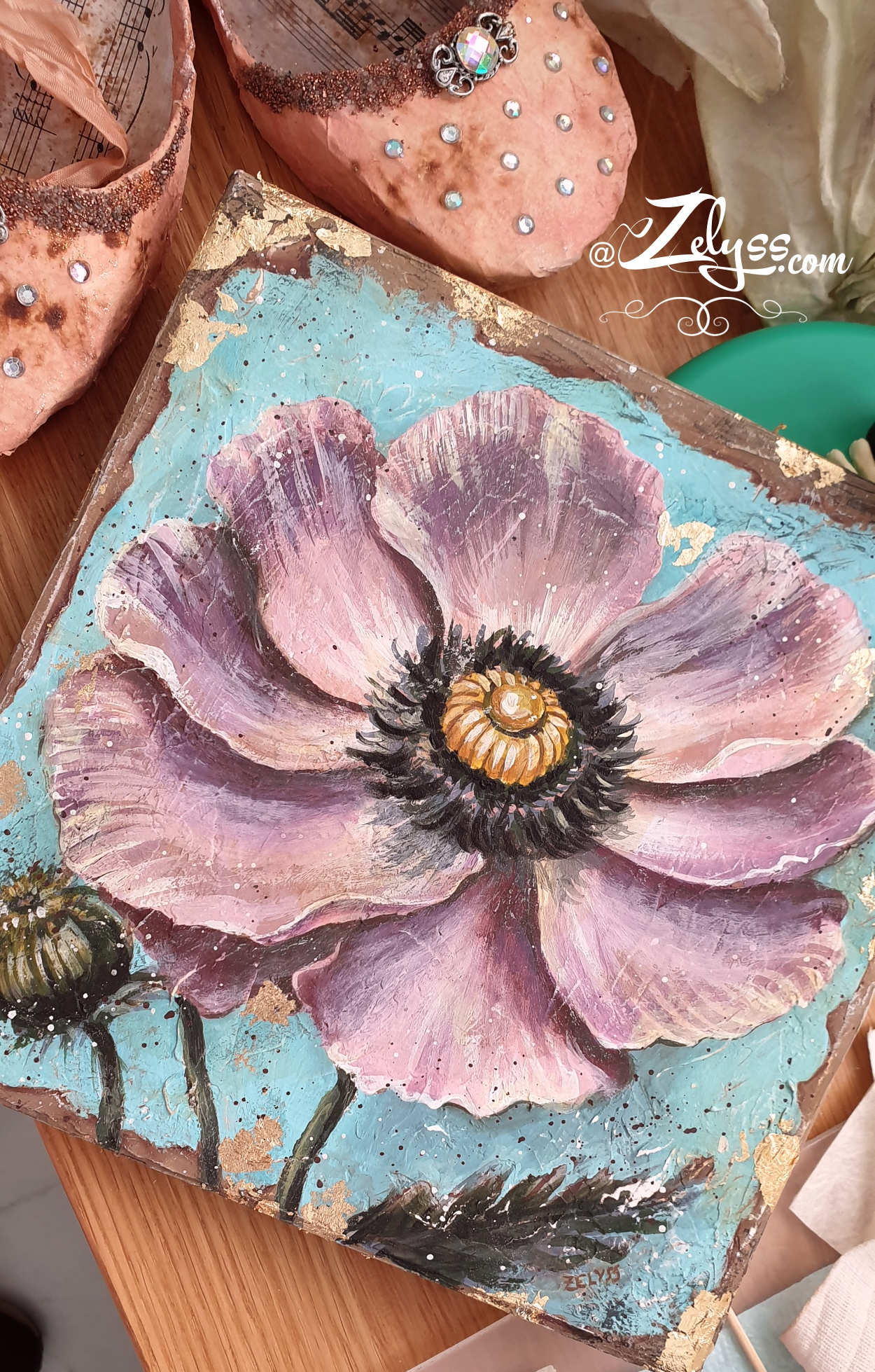'Anemone flower' ( mural al fresco with gold leaf - acrylics painting) 8x8"/20x20cm - Image 2
