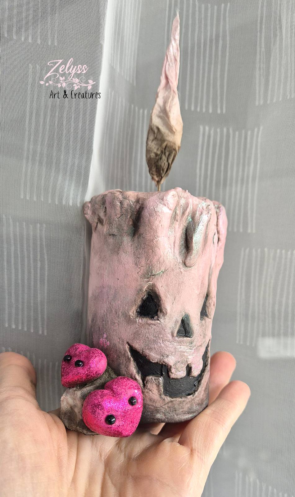 'Boo Candle no.1' - Handmade & unique Papier-mâché sculpture (18x7x7cm / 7x2.75x2.75") - Image 3
